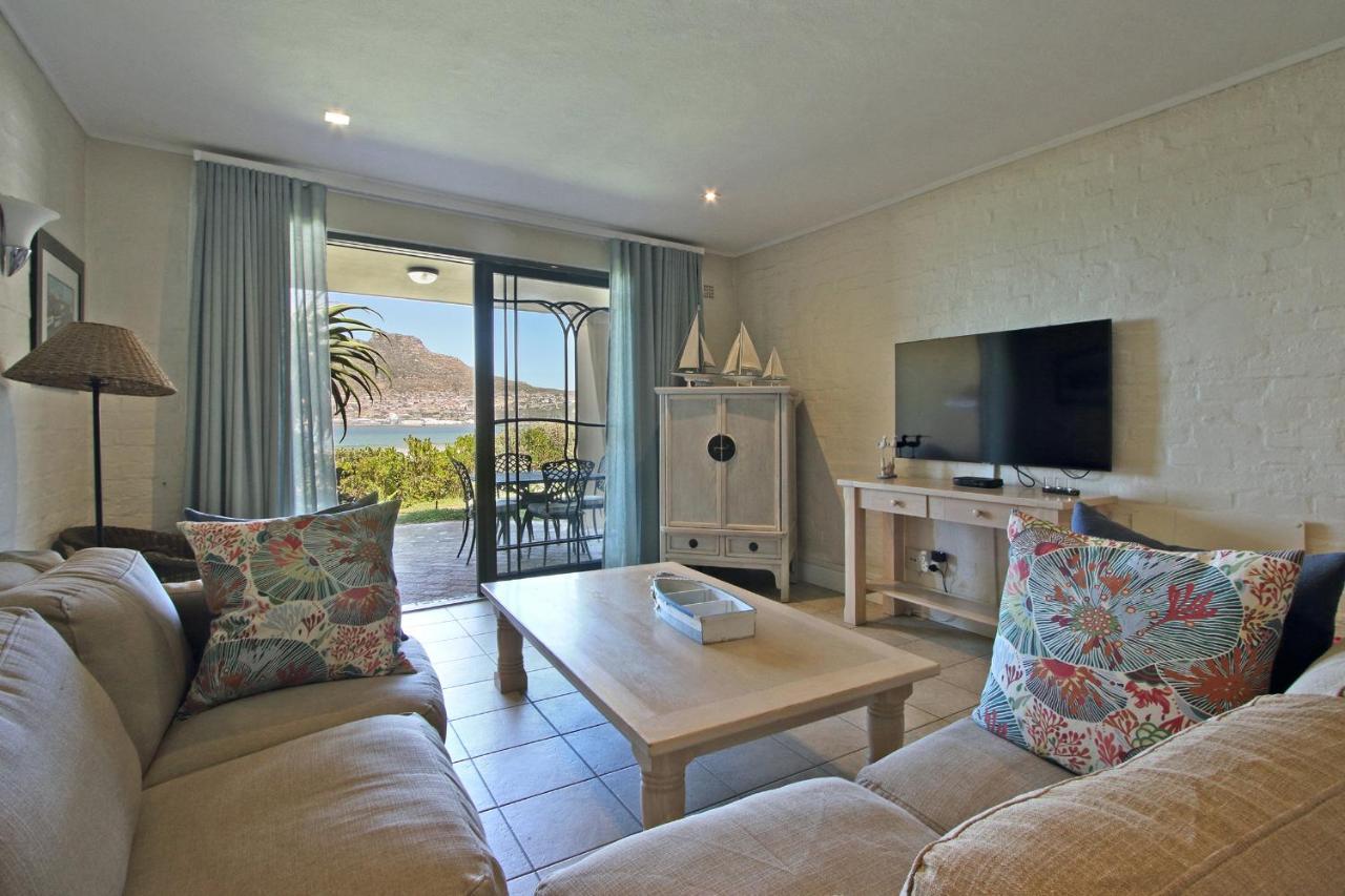9 The Village * Hout Bay